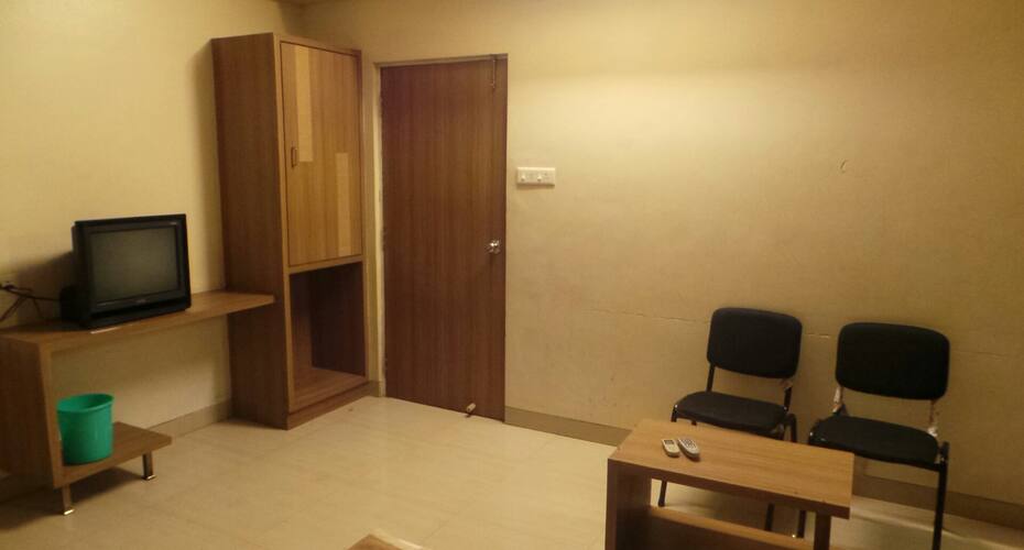 Hotel Utsav Bhiwandi, Thane 5
